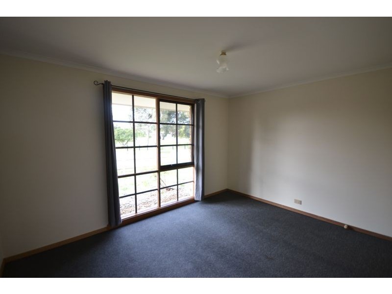 20 Courtenay Avenue, Cranbourne North VIC 3977