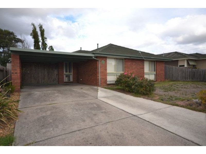 6 Fairbairn Road, Cranbourne VIC 3977