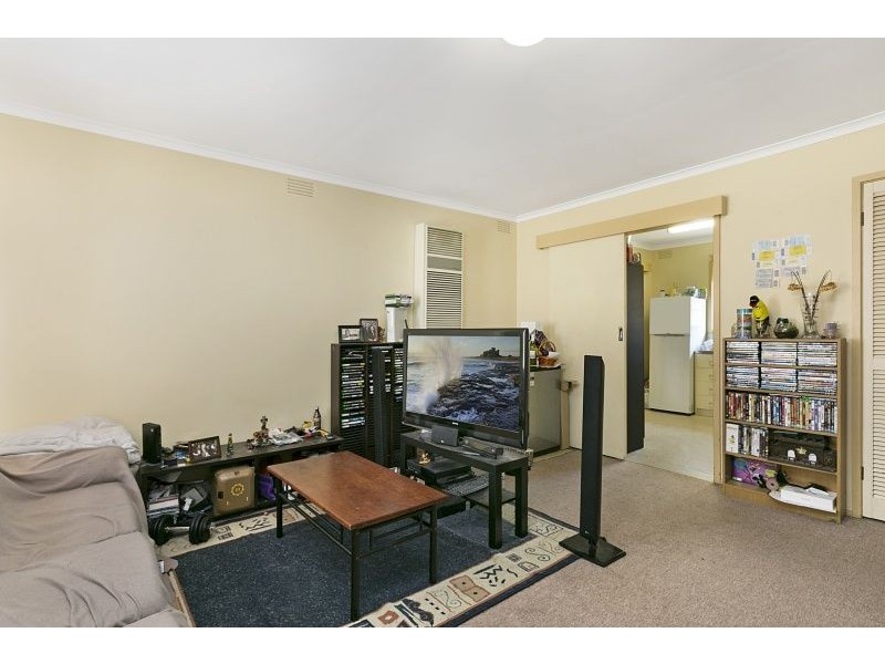 2/16 Stawell Street, Cranbourne VIC 3977