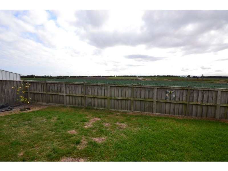 20 Springmount Street, Cranbourne North VIC 3977