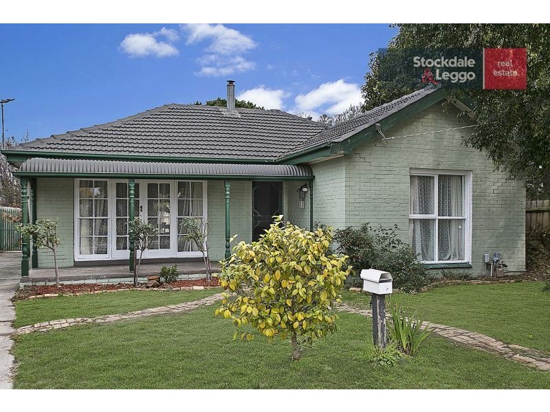 4 Marklin Street, Cranbourne VIC 3977