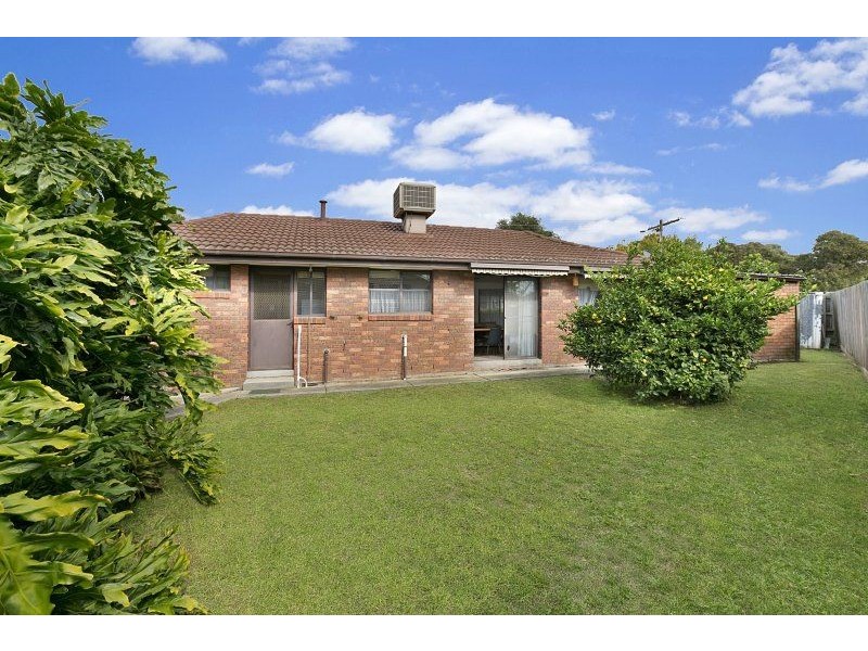 2/111 Cameron Street, Cranbourne VIC 3977