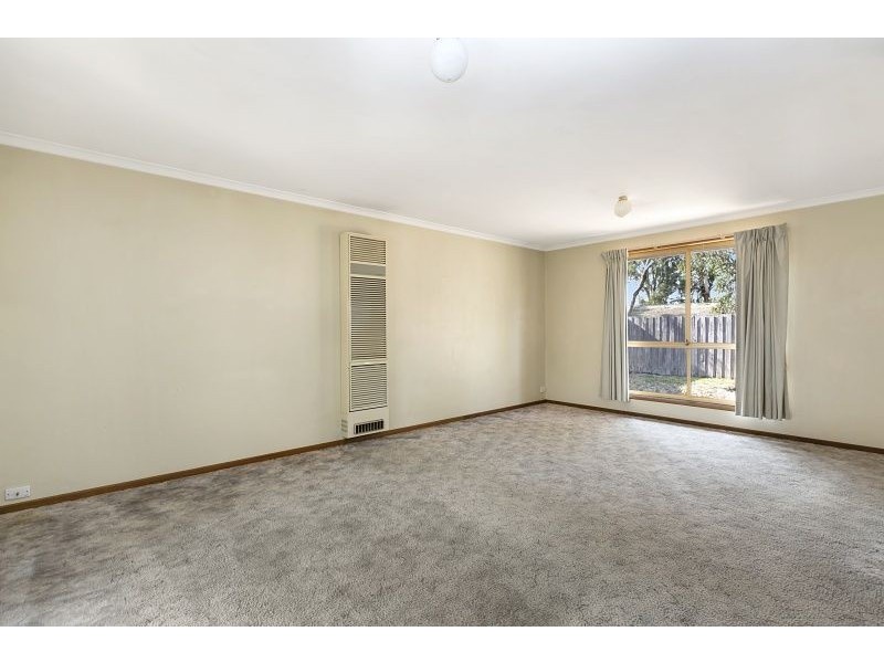 2/104 Duff Street, Cranbourne VIC 3977