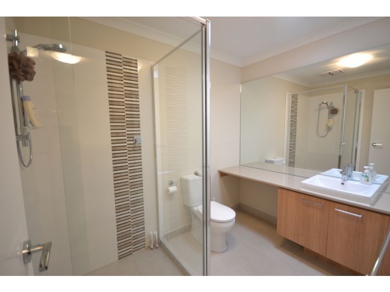 14 Selandra Boulevard, Clyde North VIC 3978