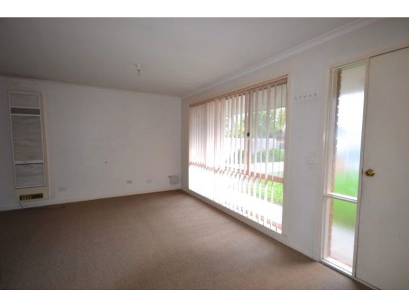 1/6 Gordon Street, Cranbourne VIC 3977