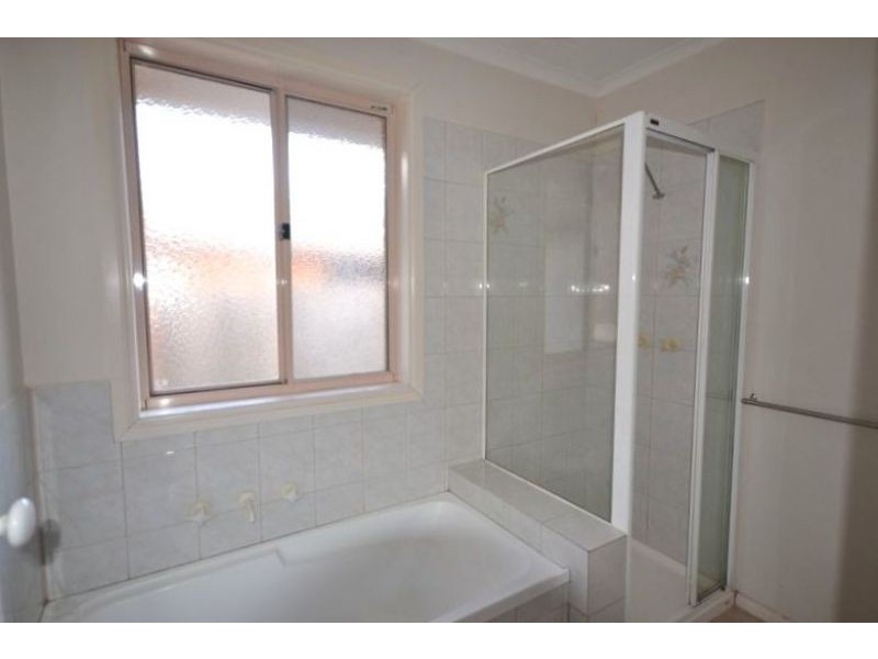 1/6 Gordon Street, Cranbourne VIC 3977