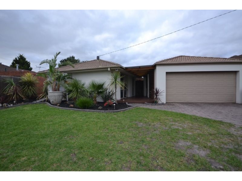 5 Deborah Court, Skye VIC 3977