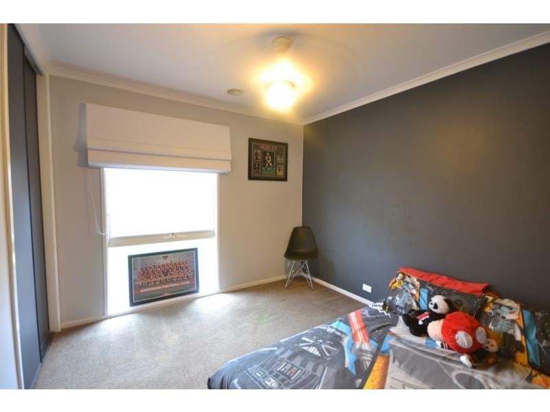 5 Deborah Court, Skye VIC 3977