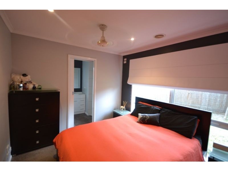 5 Deborah Court, Skye VIC 3977