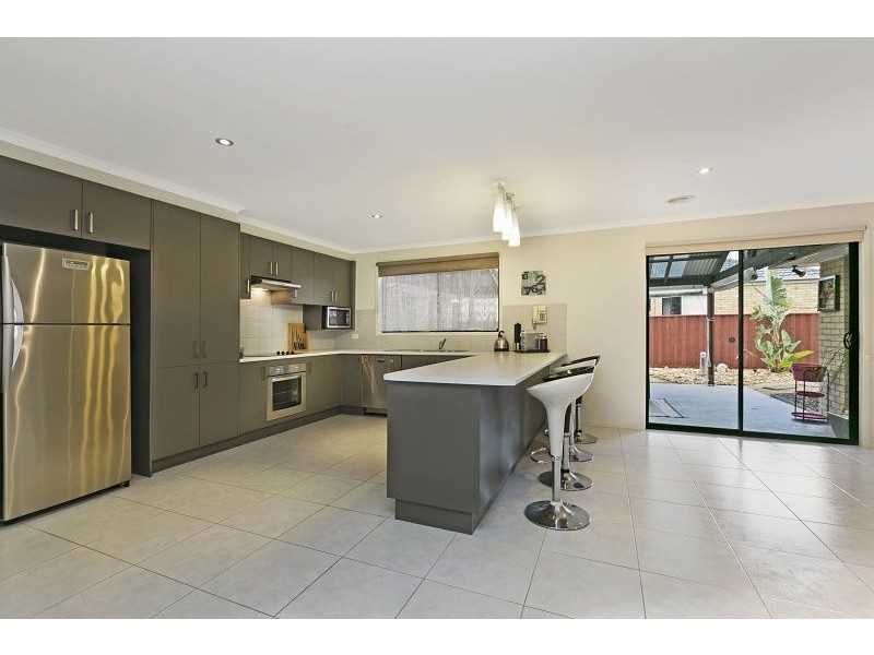 3 Cranberry Place, Cranbourne VIC 3977