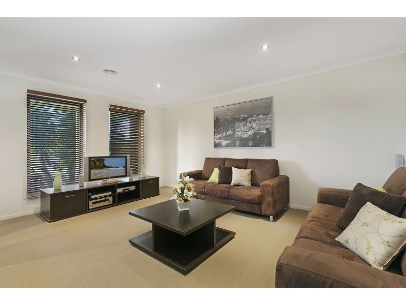 3 Cranberry Place, Cranbourne VIC 3977