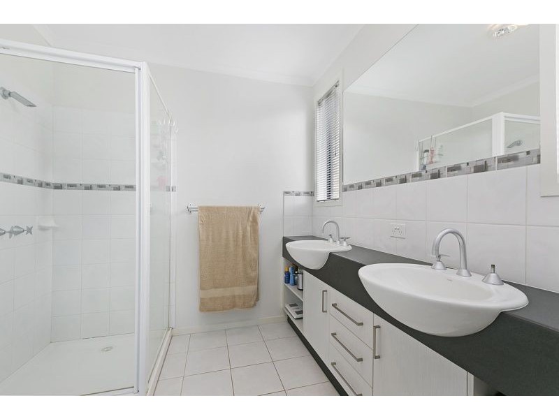 3 Cranberry Place, Cranbourne VIC 3977