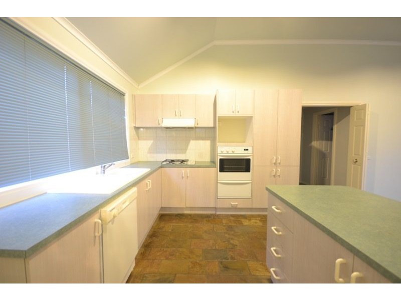 7 Eliza Street, Cranbourne North VIC 3977