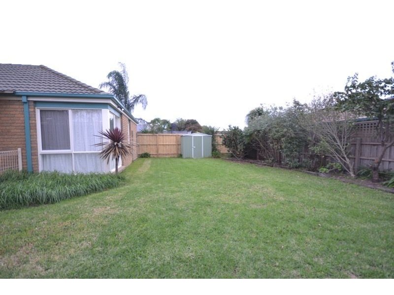 7 Eliza Street, Cranbourne North VIC 3977