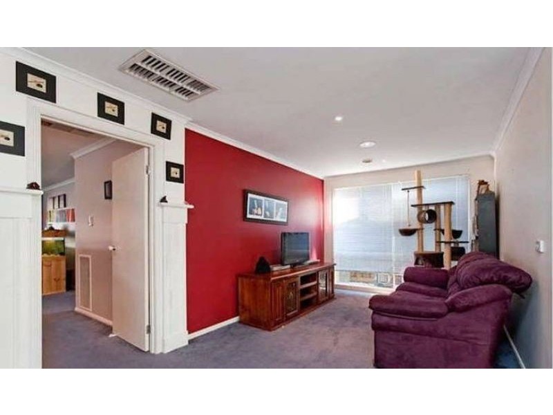 29 Langbourne Drive, Narre Warren South VIC 3805