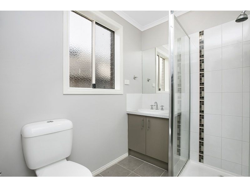 17 Bushranger Boulevard, Cranbourne East VIC 3977