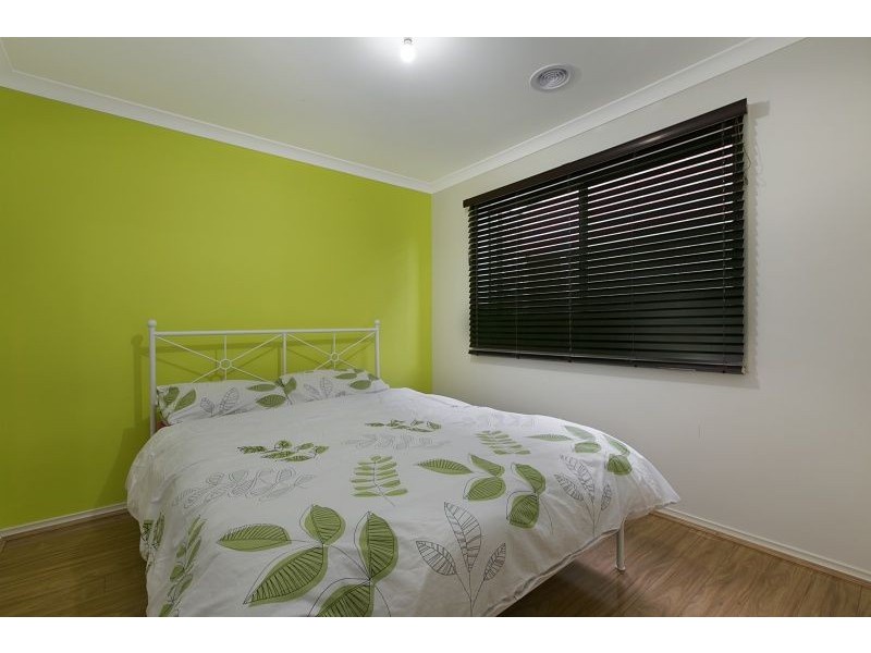 15 Elysian Place, Cranbourne West VIC 3977