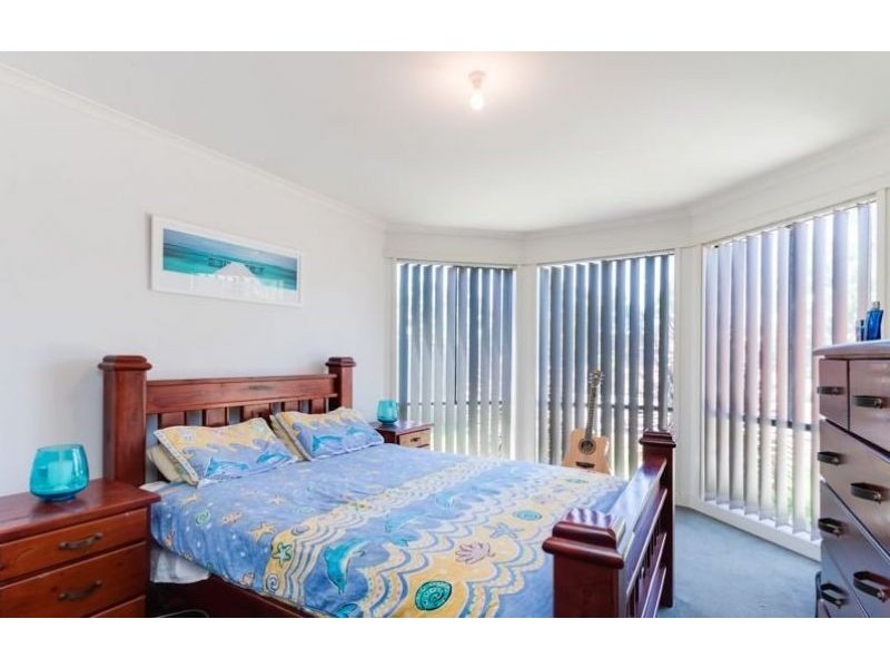 10 Silky Oak Drive, Cranbourne VIC 3977