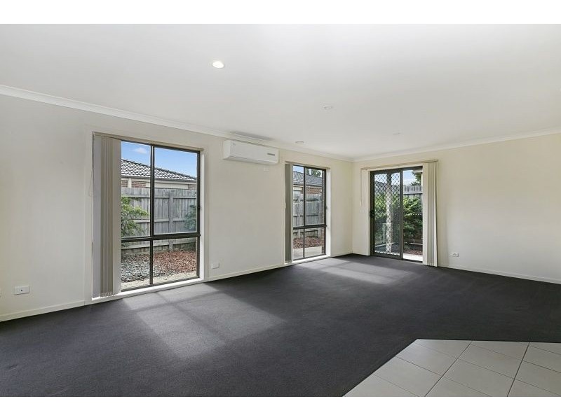5/11-13 Elizabeth Street, Cranbourne North VIC 3977