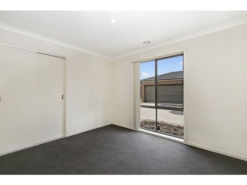 5/11-13 Elizabeth Street, Cranbourne North VIC 3977