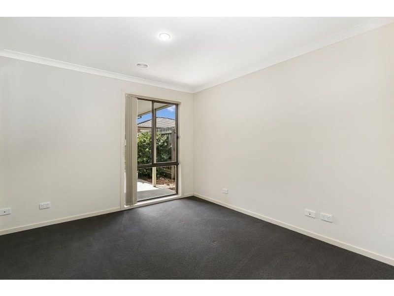 5/11-13 Elizabeth Street, Cranbourne North VIC 3977
