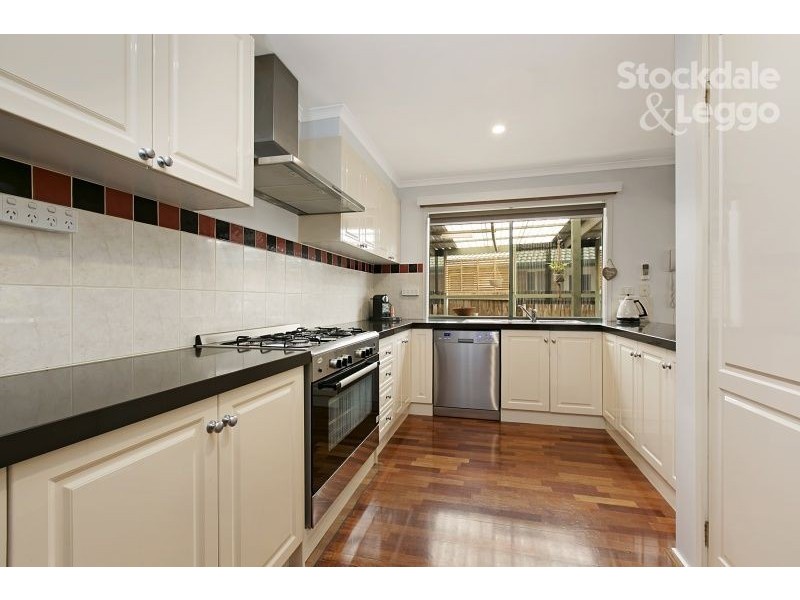 3 Reginald Court, Cranbourne West VIC 3977