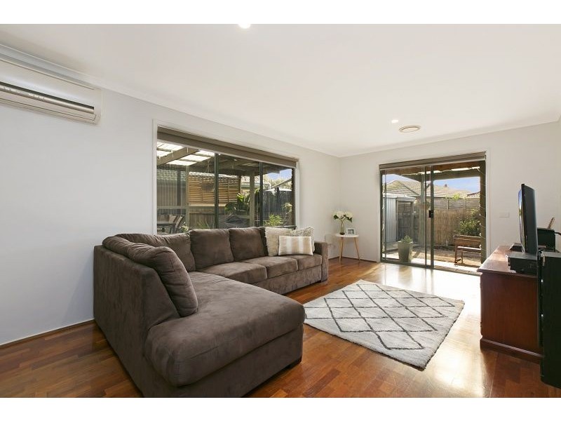 3 Reginald Court, Cranbourne West VIC 3977