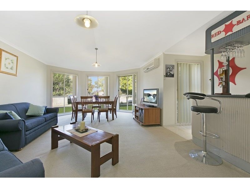 5 Clapton Court, Cranbourne East VIC 3977