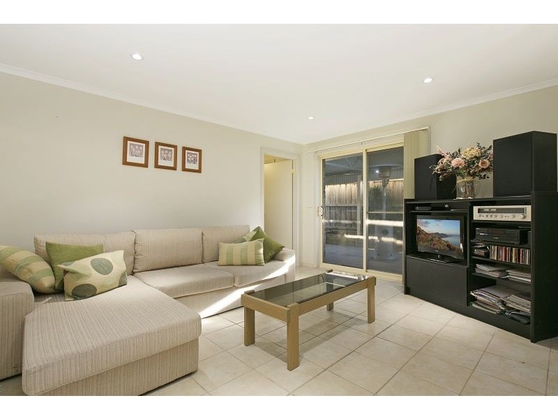 5 Clapton Court, Cranbourne East VIC 3977