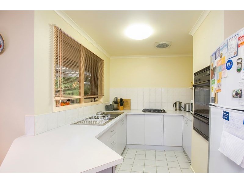 13 Maltravers Crescent, Cranbourne North VIC 3977