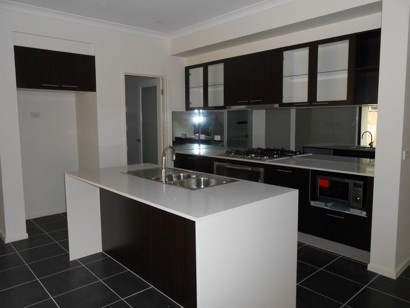 157 Sandhurst Boulevard, Sandhurst VIC 3977