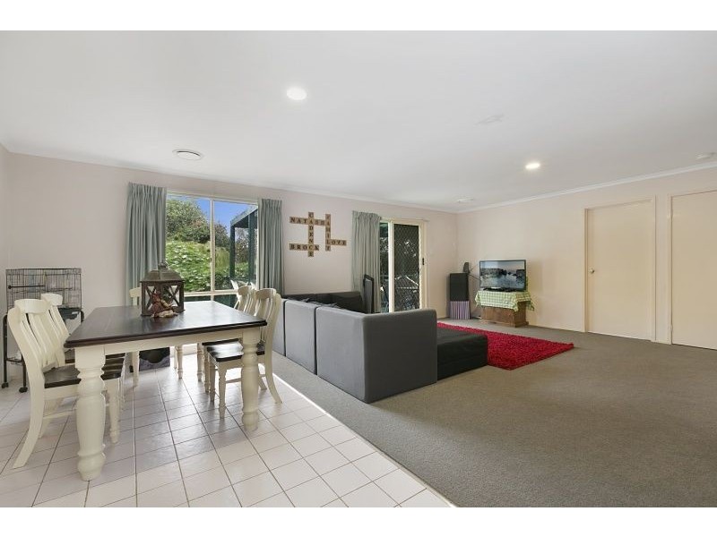 23 Comte Close, Cranbourne West VIC 3977