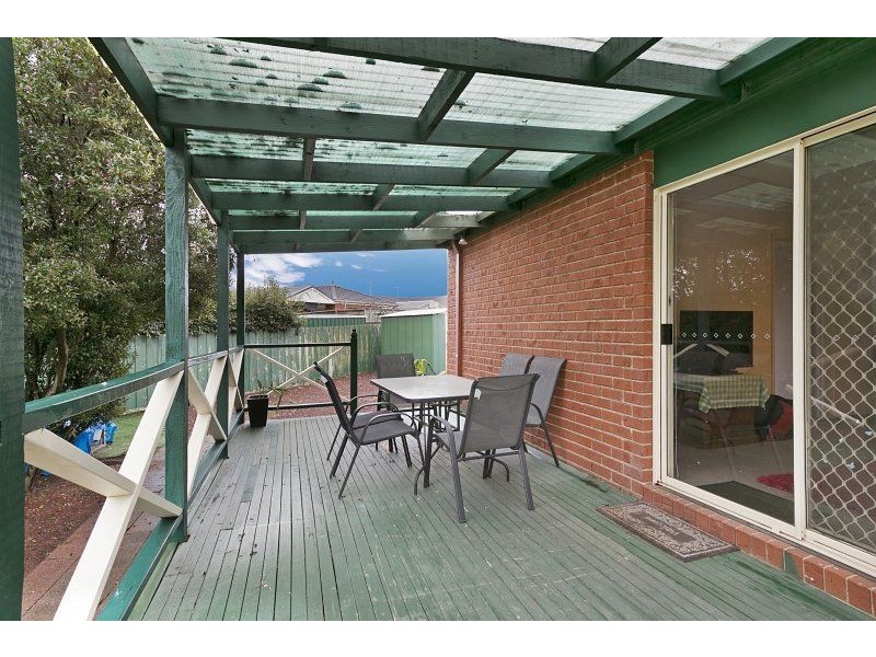 23 Comte Close, Cranbourne West VIC 3977