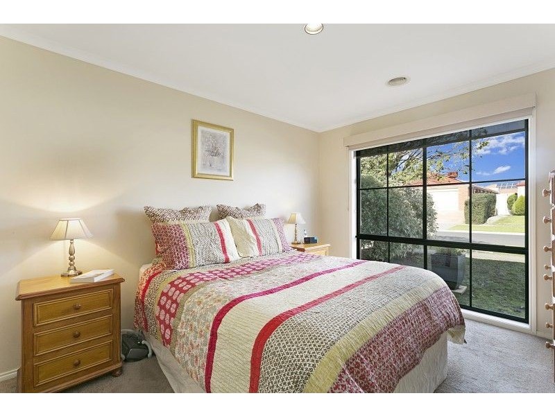 4 Ashbrook Way, Cranbourne West VIC 3977