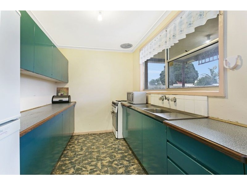 7 Wallace Road, Cranbourne VIC 3977