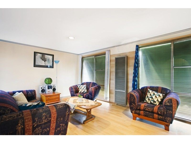 7 Wallace Road, Cranbourne VIC 3977