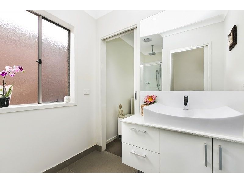 14 Emu Bush Drive, Cranbourne West VIC 3977