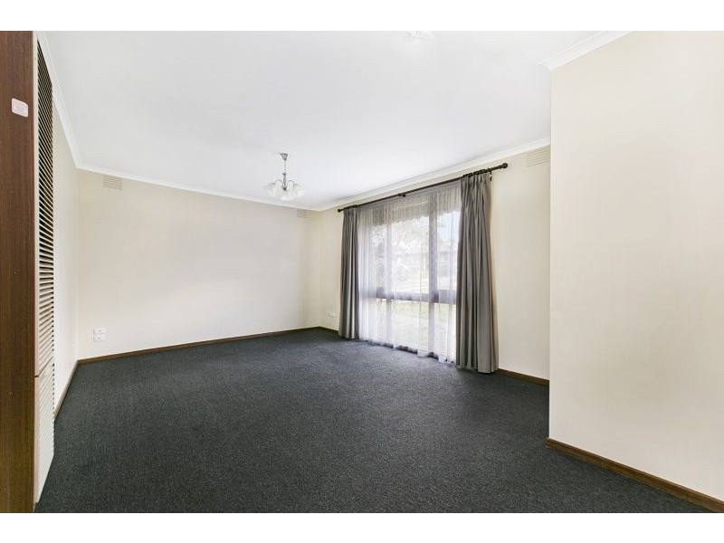 11 Phillip Court, Cranbourne North VIC 3977