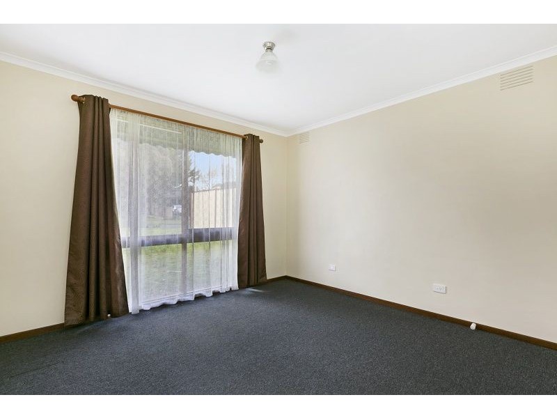 11 Phillip Court, Cranbourne North VIC 3977