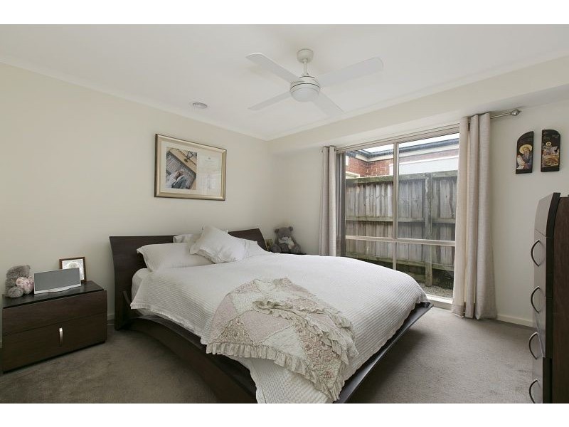 27 Majestic Boulevard, Cranbourne VIC 3977