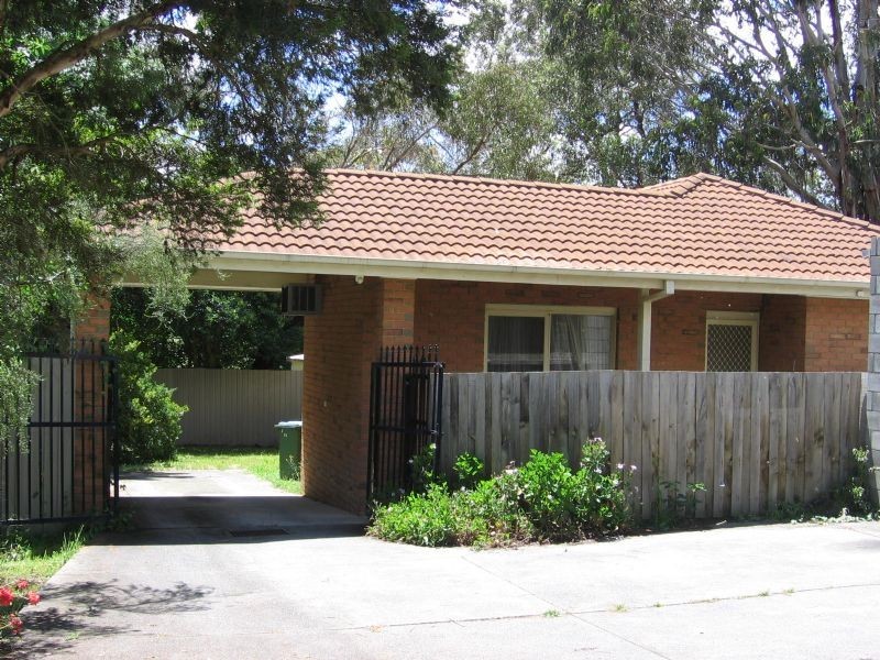 2/14 Beaufort Road, Croydon VIC 3136