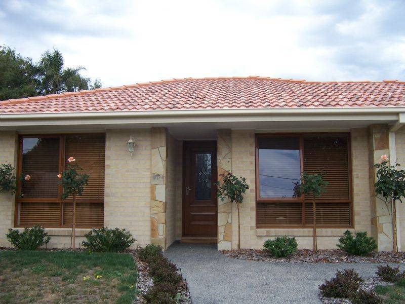 1-4/30 Urana Street, Kilsyth VIC 3137