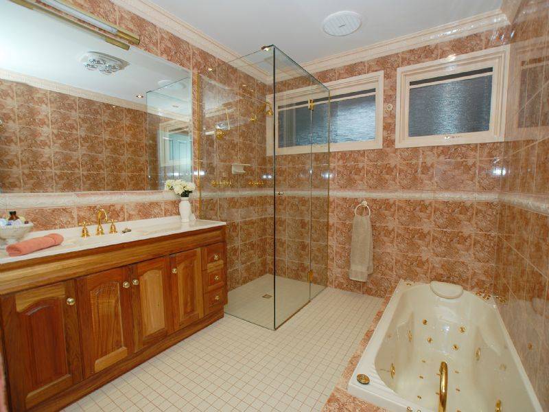 377 Mount Dandenong Road, Croydon VIC 3136