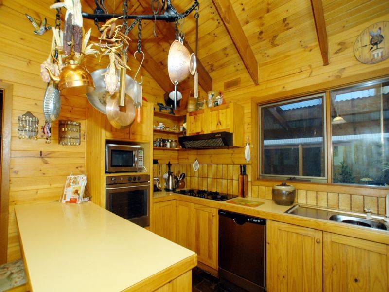 230 Cambridge Road , Kilsyth VIC 3137