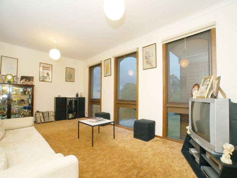 17 Coolaroo Court, Mooroolbark VIC 3138