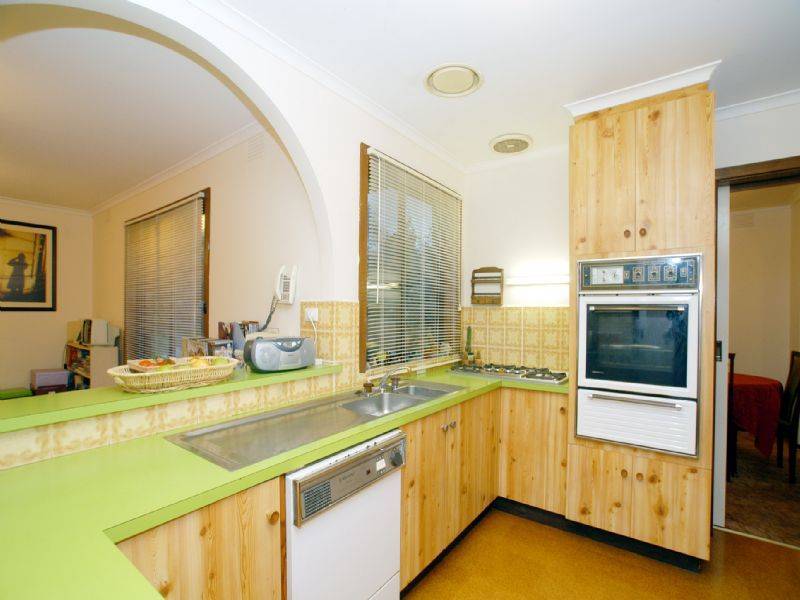 17 Coolaroo Court, Mooroolbark VIC 3138