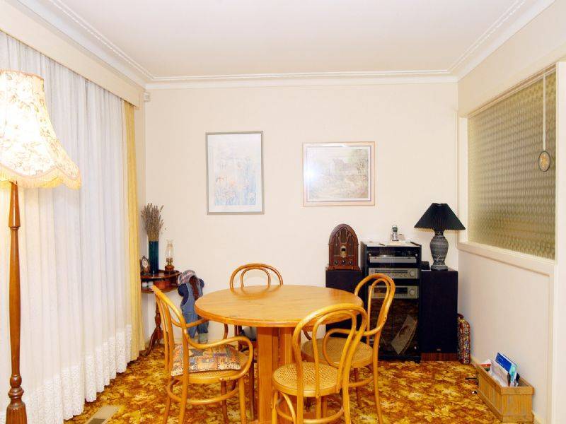 11 Aminga Court, Croydon VIC 3136