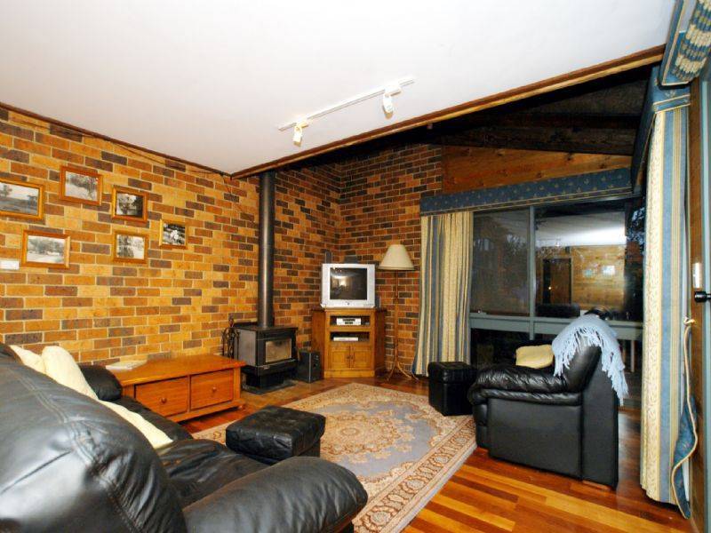 17 Lawler Lane, Coldstream VIC 3770