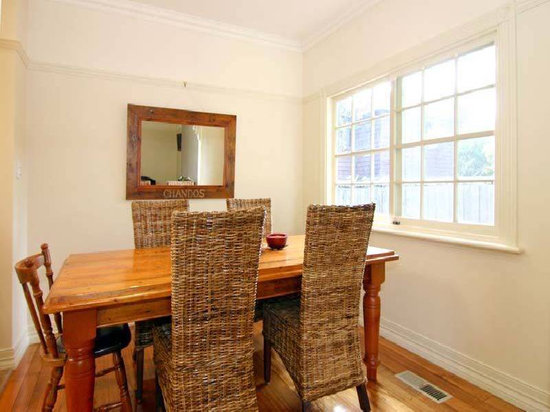 33 Smith Avenue, Croydon VIC 3136