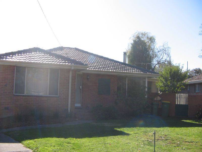 4 Lorna Court, Mooroolbark VIC 3138